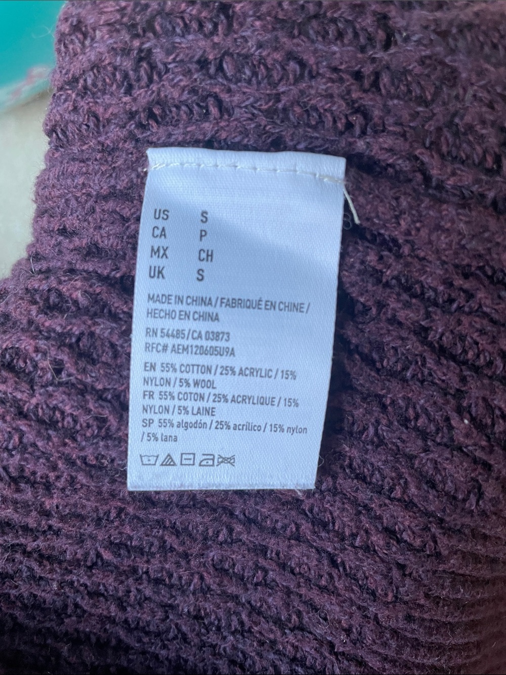 American Eagle Burgundy Purple V-Neck Waffle Knit Sweater Size S - Picture 7 of 9
